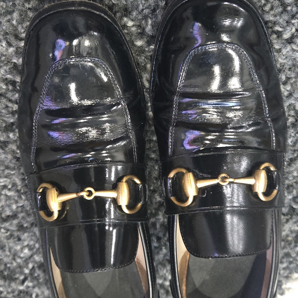 Gucci Black Patent Leather Horsebit Loafers with Gold Hardware - Picture 7 of 8